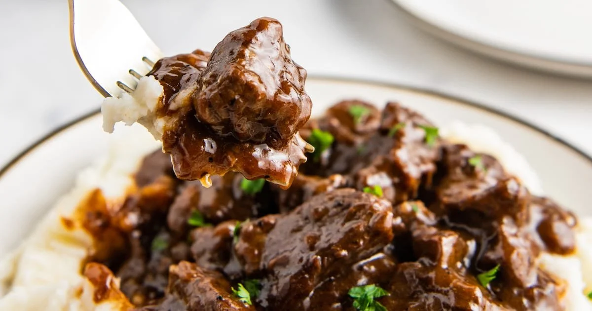 Beef Tips in Rich Gravy