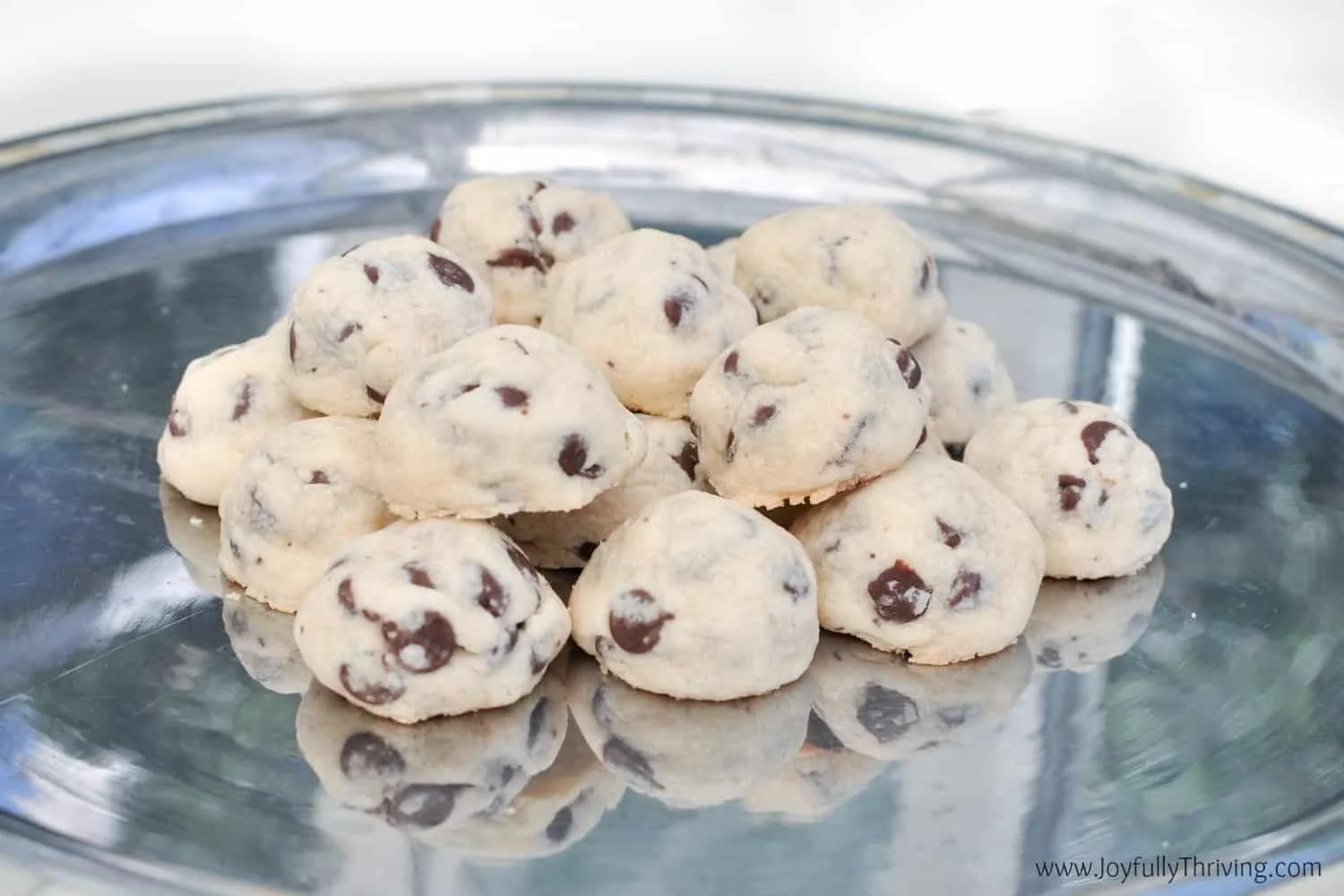 Classic Chocolate Chip Shortbread Cookies
