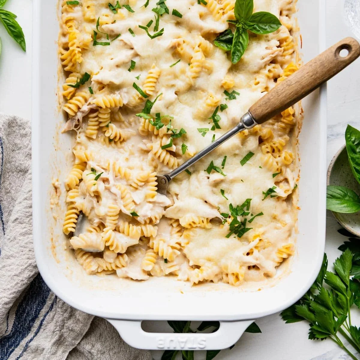 Creamy Chicken Alfredo Bake