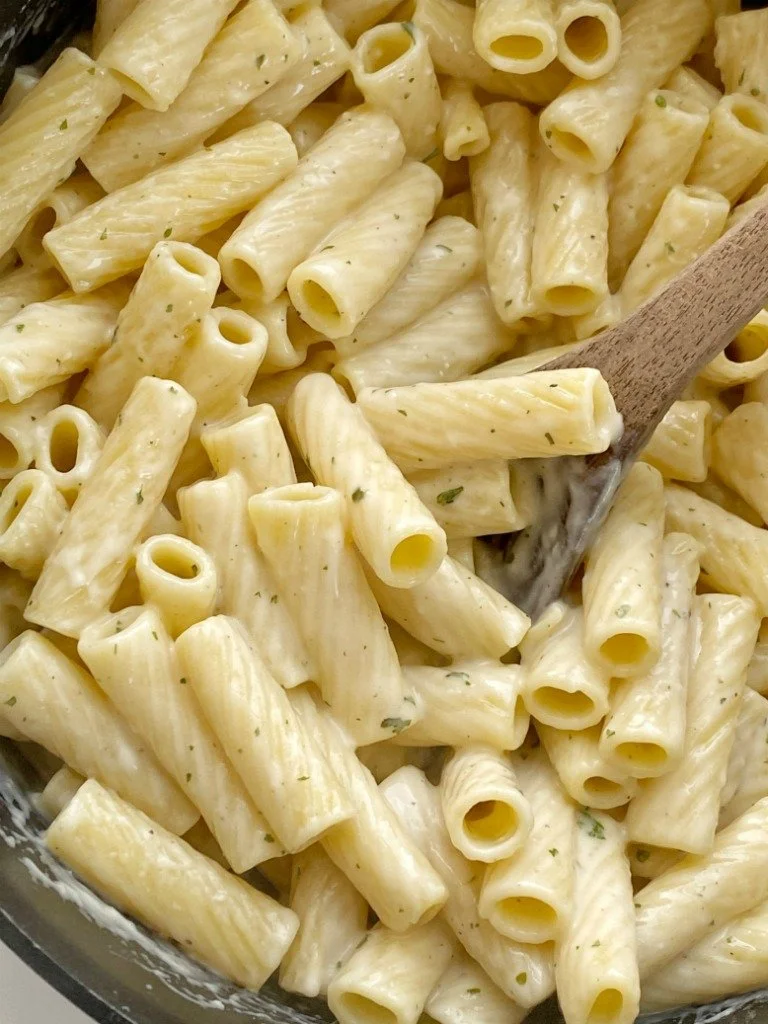 Creamy Garlic Parmesan Pasta