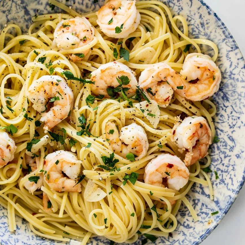 Easy Garlic Shrimp Pasta