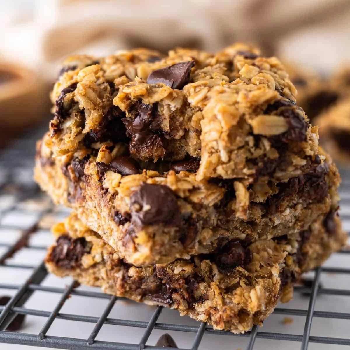 Four-Ingredient Banana Oat Bars