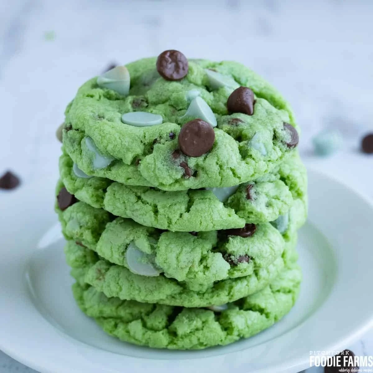Minty Chocolate Chip Cookies