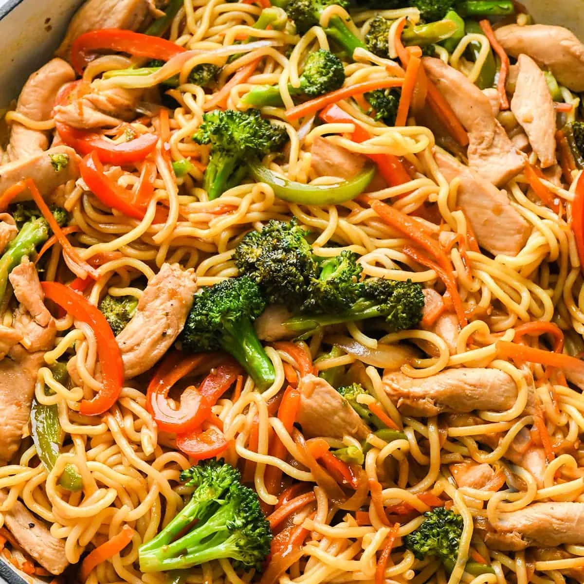 Quick Chicken Lo Mein
