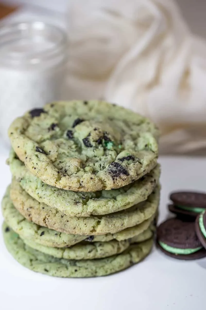 Shamrock Oreo Cookie Delights