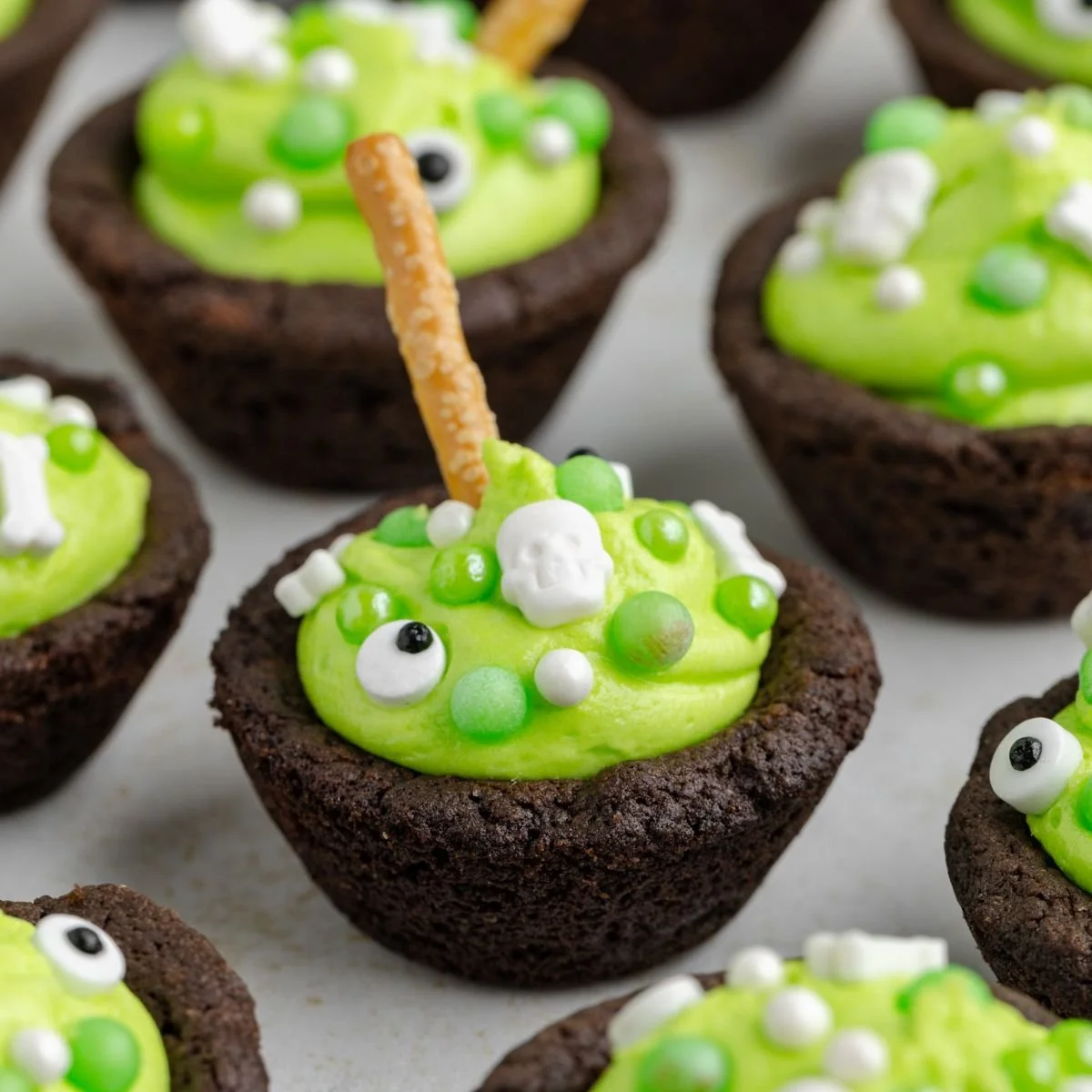 Wicked Cauldron Cookie Delights
